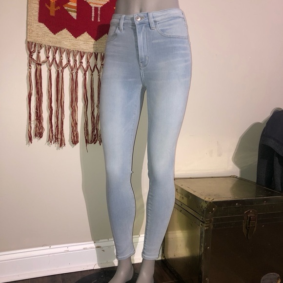 Light wash ultra high rise AE jeggings